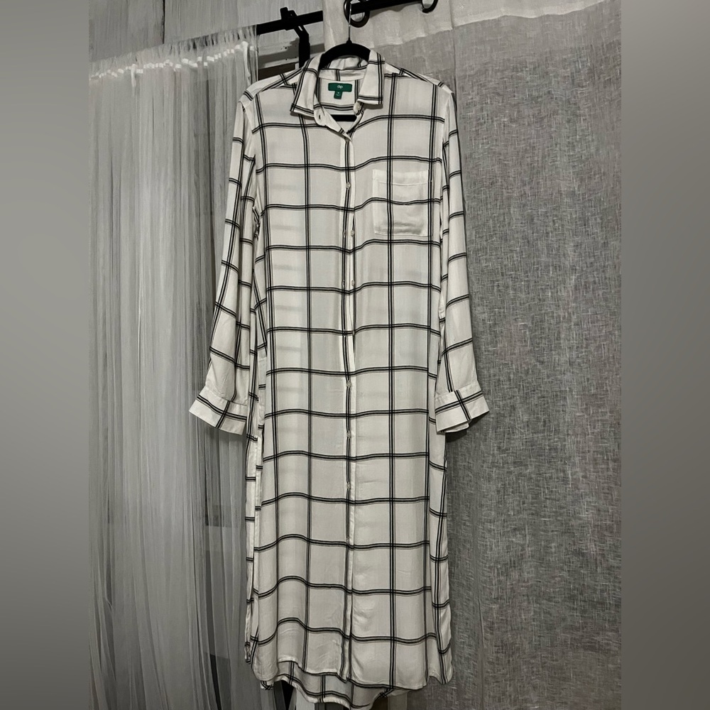 Dip Brand Flannel Top with split both sides, long sleeve, black, white, beige